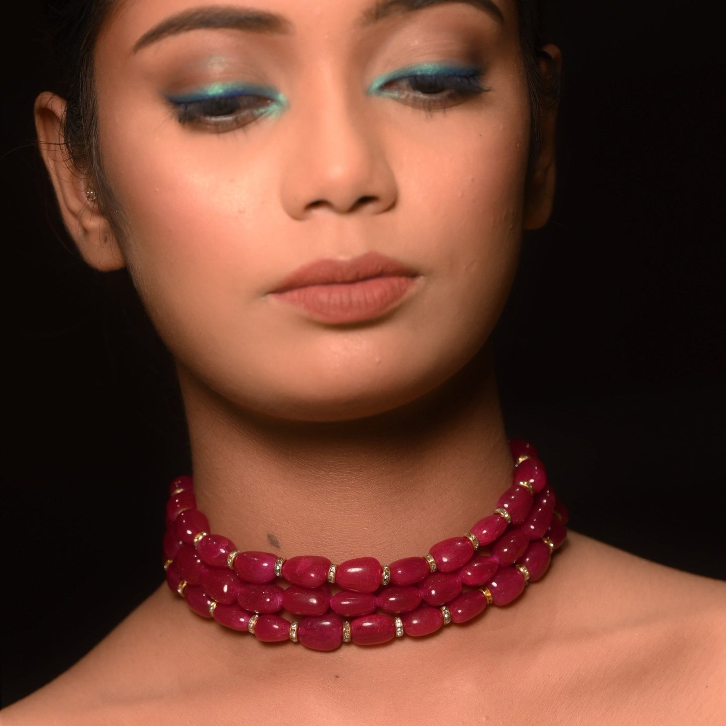 Maroon Pearl Choker