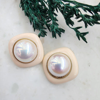 Pearl Square Stud Earring With Acrylic Border