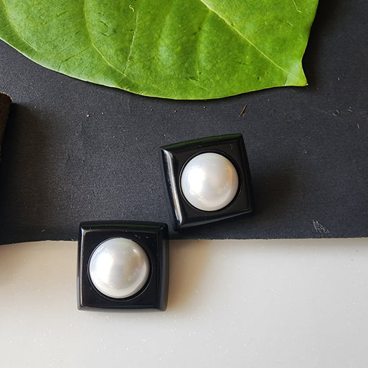 Pearl Square Stud Earring With Acrylic Border